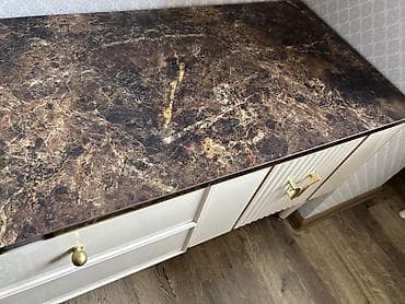 turk metbex mebelleri: Düz TV altlığı, Polkalı, Türkiyə — 3