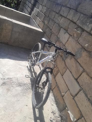 volta vsx: SAFT dağ velosipedi - Çərçivə: yüngül alaşımlı, ağ–mavi dizayn — 3