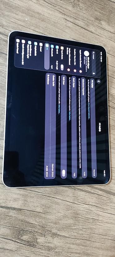 ipad mini 5 irşad electronics: İşlənmiş Apple iPad Pro 11 (2024), 11", 256 GB — 2