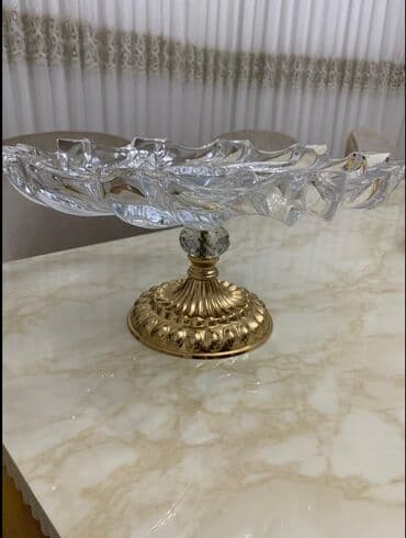 qurbanliq tortlari: Tort və şiriniyyat qabı — 1