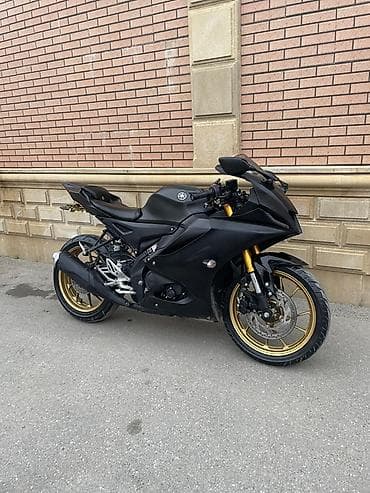 yamaha: Yamaha - R15 — 2