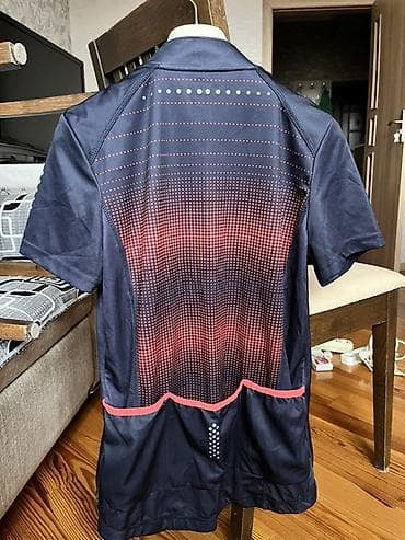 Velosiped geyim dəsti Tərkib: Razmer ;L - Qısaqol velosiped köynəyi