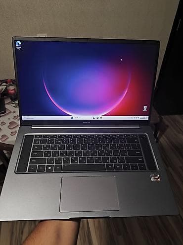Honor MagicBook 16 16.1" HYM-W56 AMD Ryzen 5 5600H 3.3GHz / 16GB RAM / lalafo.az -da Honor MagicBook 16 16.1" HYM-W56 AMD Ryzen 5 5600H 3.3GHz / 16GB RAM /