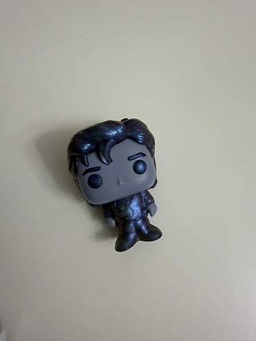 gips heykel: Kinder joy strangers .Yasamal .Elmler — 6