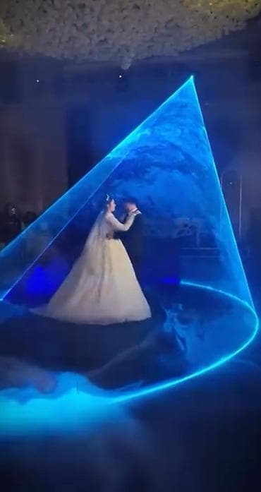 Restoranda Bəy və Gəlin reksi üçün lazer show Video və fotolarda