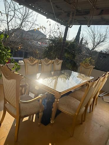 ofis oturacagi: Qonaq otağı üçün, İşlənmiş, Kvadrat masa, 8 stul — 1