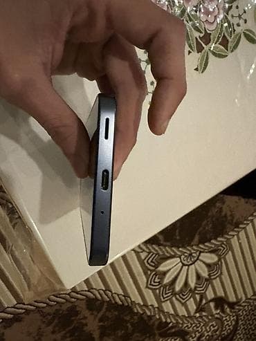 tap az iphone 13: Samsung Galaxy S23, rəng - Qara, Simsiz şarj — 4