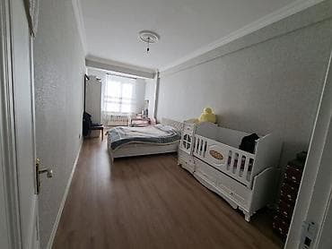 6 parallel kucesi: 2 otaqlı, Yeni tikili, 88 kv. m — 3
