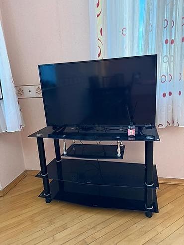masa satışı: Qonaq otağı üçün, İşlənmiş, Açılan, Dördbucaq masa, 6 stul — 6