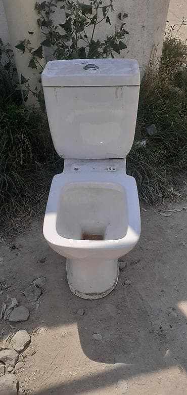 İki hissəli səramik unitaz (üst su çəni + aşağı kasa) - Material — 1