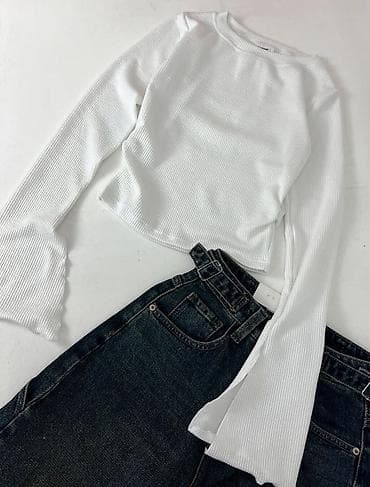 Şəxsi əşyalar: Qadın üçün uzunqol bluz/krop-top - Rəng: qara,ağ - Model:Qolları enli — 1