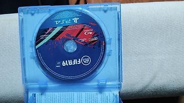 dvd ssd: Çox yaxşı vəziyyətdədirlər, polşadan alınıb ps 4ü satlıb indidə — 3