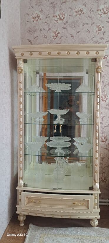 Soyuducu avadanlığı: Şüşəli dolab vitrini, Yeni — 4