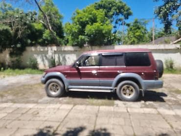 xac: Mitsubishi Pajero: 2.5 l | 1992 il 386000 km Universal — 7