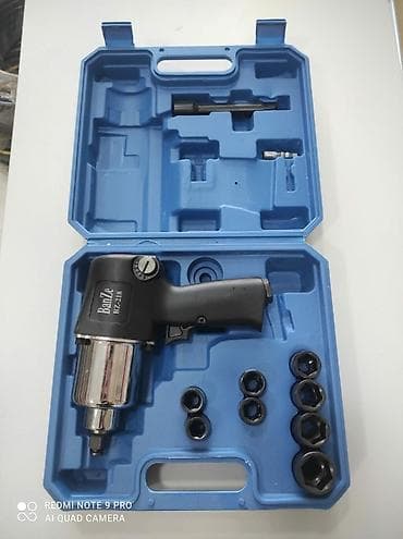 masin ucun bayraq: Bolt açan 
Təkər açan
Bolt açan 
1/2 — 1