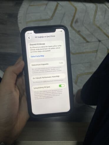 Alfa Romeo: IPhone 11, 64 GB, Face ID — 4