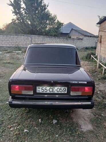 задняя фара на ниссан примера р12: LADA 2107 sedan Xüsusiyyətlər: - Korpus: sedan, 4 qapı - Rəng: tünd — 11