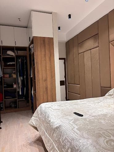 28 may menzil: 3 otaqlı, Yeni tikili, 136 kv. m — 10