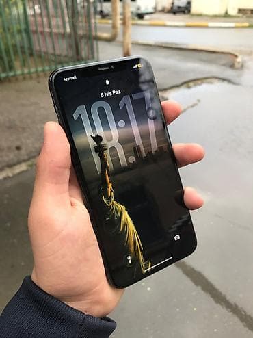 211 nomre satisi: IPhone 11 Pro Max, Matte Midnight Green — 2