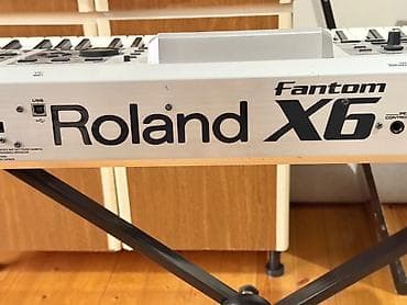 Sintezatorlar: Roland Fantom X6 sintezator/workstation - 61 klaviş, aftertouch və — 4
