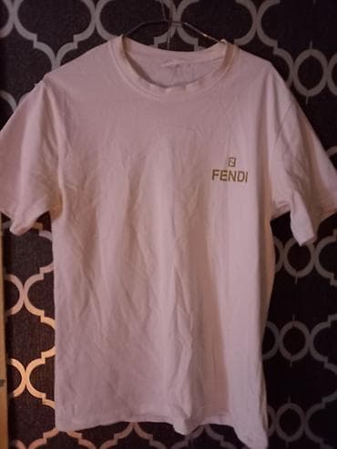 5 15: Fendi ve pink geyinilmeyib yenidi heresi 7 manat ag zara — 3