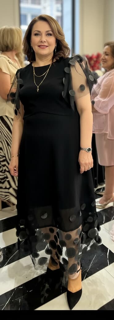 Qara rəngli ziyafət donu - Model: A-kəsimli, dizdən aşağı uzunluq -