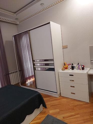 Digər mebel: Satilir! Yataq otaqi desti.qiymeti 1000 azn! elaqe nomresi: 051 498 — 1