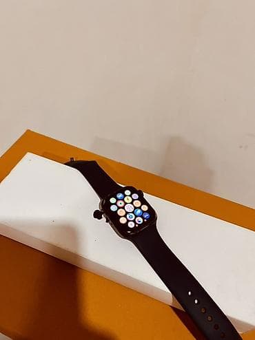 curren saat: Smart saat, Apple — 2