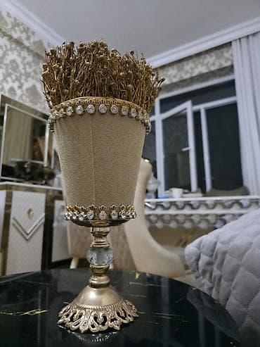 sam agaci satilir: Bir vaza — 2