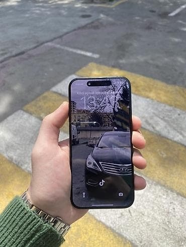 IPhone 15 Pro, 128 GB, Qara, Barmaq izi, Simsiz şarj, Face ID