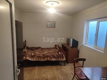 Həyət evləri və villaların satışı: 30 kv. m, 1 otaqlı, Kanalizasiya, Kombi, Qaz — 1