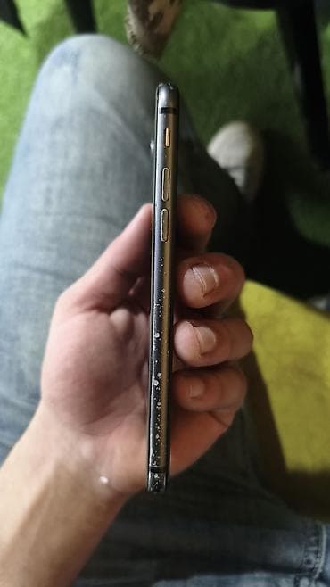 mini telfon: IPhone X, 64 GB, Black Titanium, Barmaq izi — 4