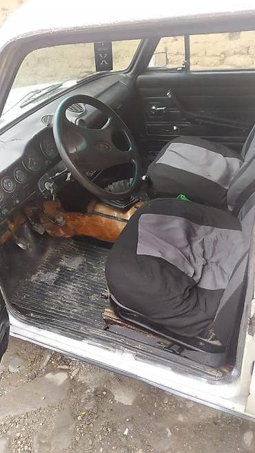 toyota corolla 1 4 benzin: VAZ (LADA) 2106: 1.6 l | 1983 il Sedan — 5