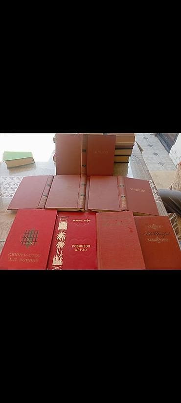 Художественная литература: Rus dilində klassik ədəbiyyat toplusu – 16 kitab Məzmun və adlar: 1) — 7