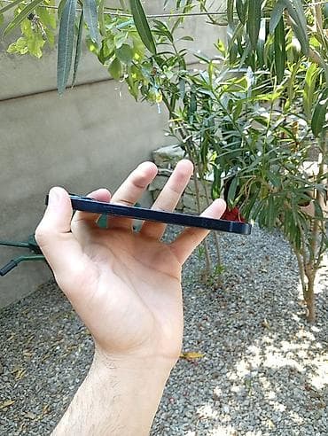 16 pro maks: IPhone 13, Mavi, Simsiz şarj — 4