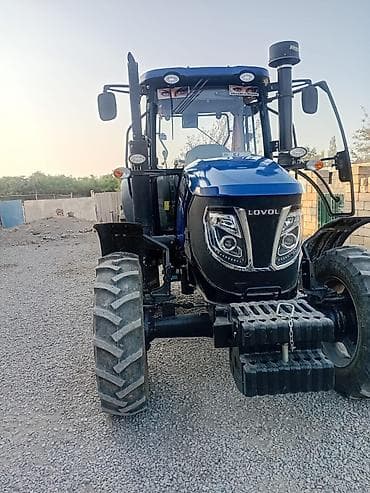 lada maşını: Lovol 904-D traktor - Güc sinfi: təxminən 90 a.g. (seriya 904-D) 🚜 — 1