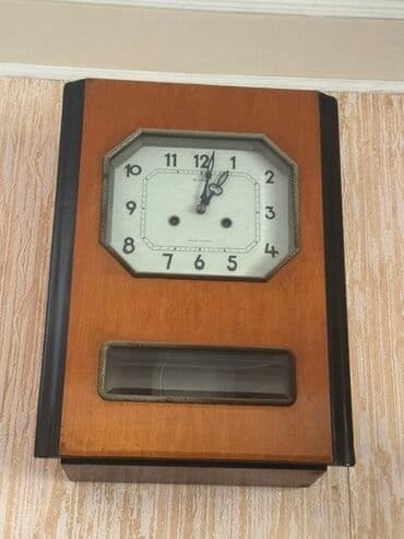 bakıda hava saatlıq: Divar saatları, Mexaniki, Mayatnik — 1