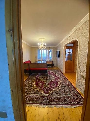 ev 30000: Gəncə şəhərində Metallurq stadionu yazınlığında İsaq Cəfərov küçəsində — 4