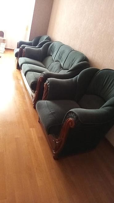 balaca divanlar: Divan və 2 ədəd kreslo Xarici bahalı mebeldir. Sadəcə üstü — 2