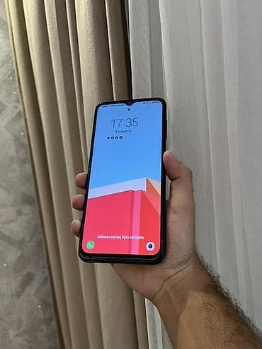 Samsung Galaxy A13, 64 GB, rəng - Qara, Qırıq, İki sim kartlı, Face ID