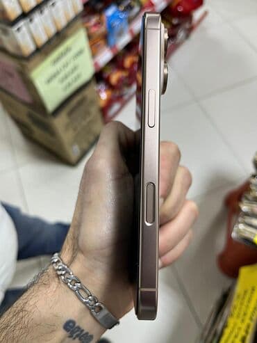 iphone ilkin odenissiz kredit: IPhone 16 Pro, 256 GB, Desert Titanium, Zəmanət, Barmaq izi, Simsiz şarj — 2