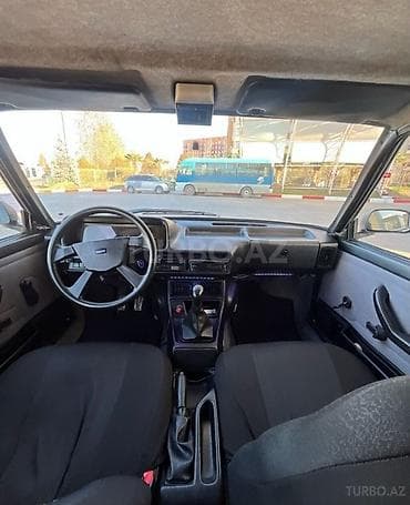 5 1 ford transit: Model: Tofaş Şahin (sedan) Kuzov: 4 qapılı, gümüşü rəng, qara plastik — 8