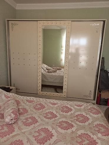 Yataq otağı mebel dəsti - Rəng: krem/bez - Stil: klassik, dekorativ lalafo.az -da Yataq otağı mebel dəsti - Rəng: krem/bez - Stil: klassik, dekorativ
