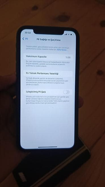 IPhone 11, Qara, Face ID