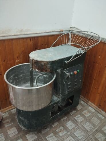 xamir yoyadigan aparat: Sənaye tipli xəmir yoğurma maşını Türkiyə istehsalıdır - Böyük həcmli — 1