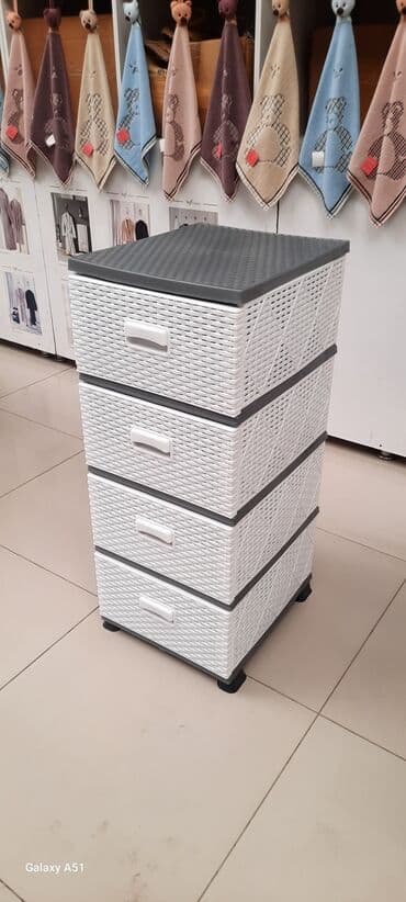 plastik qapılar işlənmiş: Yeni, Açılan, 4 qapılı Düz dolab — 7