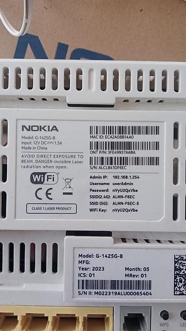 Nokia G-140W-C model nömrəli Wi-Fi router. Bu cihaz evdə və ya ofisdə