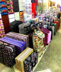 купить чемодан на колесах в баку: Sarı rəngli, sərt korpuslu, dörd təkərli səyahət çamadanı. Çamadanın — 8