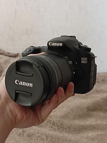 Kompüter, noutbuk və planşetlər: İdeal vəziyyətdə Canon EOS 60D DSLR fotoaparat + 18-135mm IS kit — 1