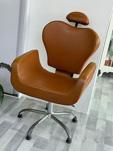 mebel dolab: Makiyaj üçün masa — 1